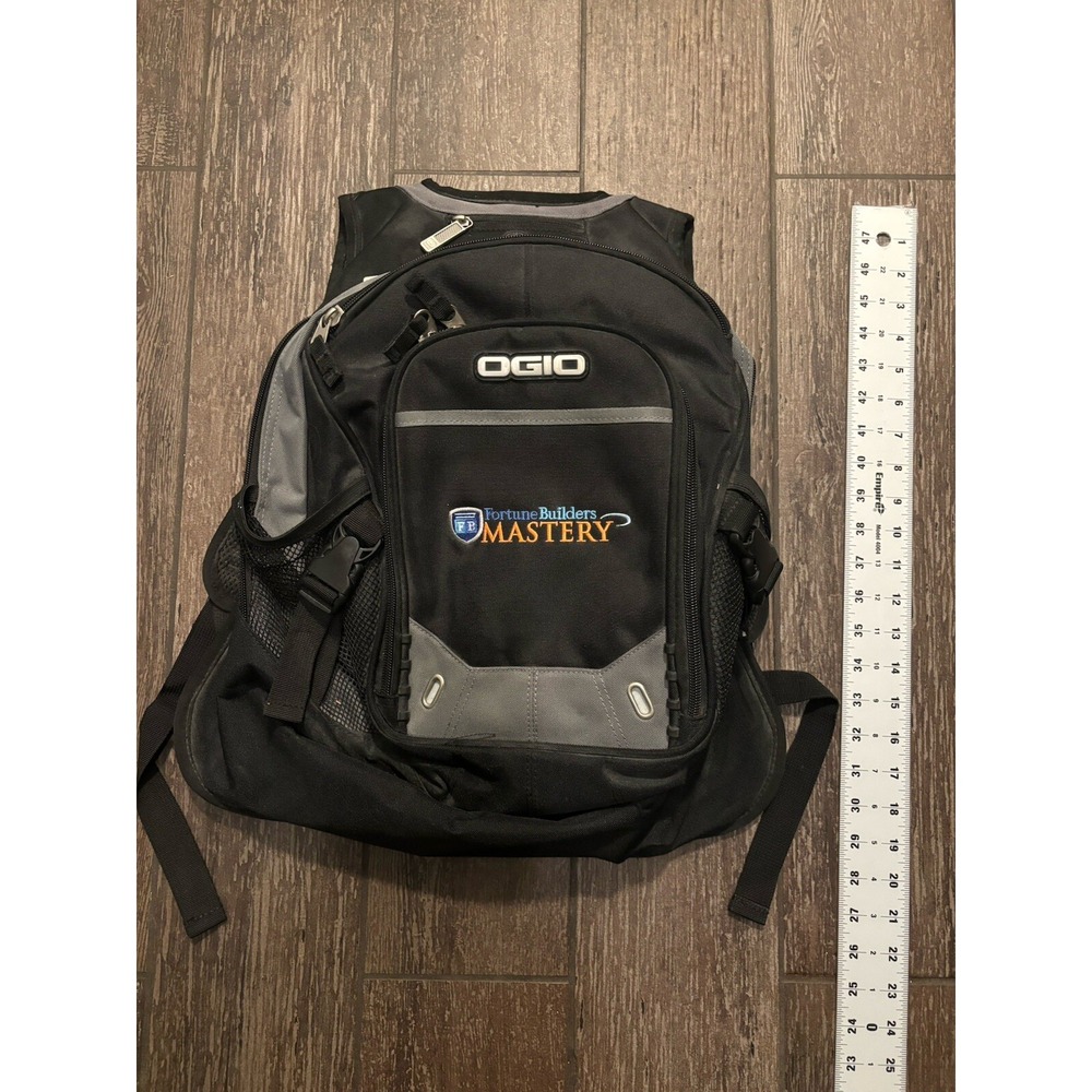 Ogio Backpack Mastery street model Durable Zippers Canvas Pockets